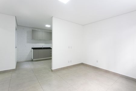 Casa de condomínio à venda com 115m², 3 quartos e 2 vagasSala