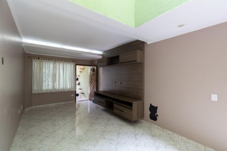 Casa à venda com 143m², 3 quartos e 2 vagasSala