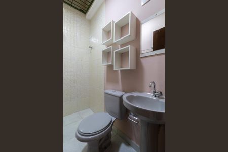 Casa à venda com 143m², 3 quartos e 2 vagasBanheiro