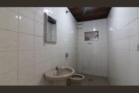 Casa à venda com 75m², 2 quartos e 1 vagaBanheiro