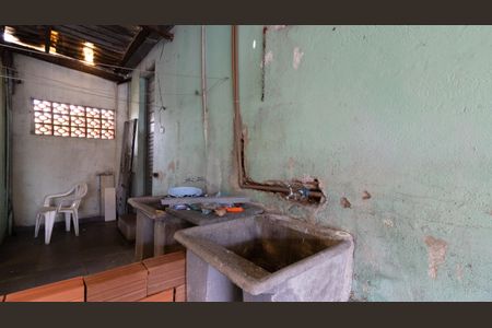 Casa à venda com 75m², 2 quartos e 1 vagaÁrea de Serviço