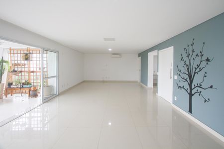 Apartamento à venda com 258m², 4 quartos e 4 vagasSala