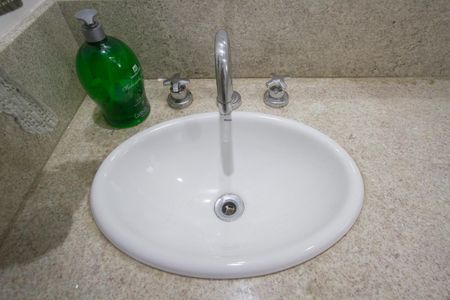 Apartamento à venda com 258m², 4 quartos e 4 vagasBanheiro da Suíte 3