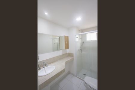 Apartamento à venda com 258m², 4 quartos e 4 vagasBanheiro da Suíte 3