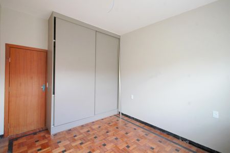 Casa à venda com 450m², 5 quartos e 2 vagasQuarto 4