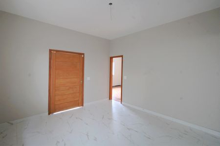 Casa à venda com 450m², 5 quartos e 2 vagasSala