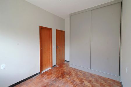 Casa à venda com 450m², 5 quartos e 2 vagasSuite