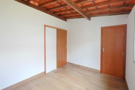 Casa à venda com 450m², 5 quartos e 2 vagasSuite 2