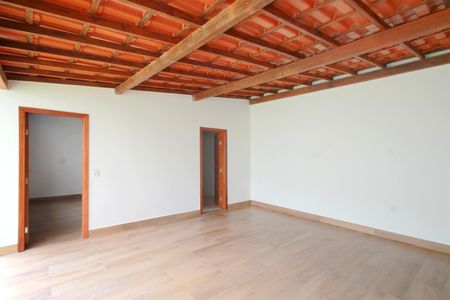 Casa à venda com 450m², 5 quartos e 2 vagasEspaço Gourmet