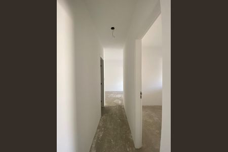 Apartamento à venda com 70m², 2 quartos e 1 vagaCorredor