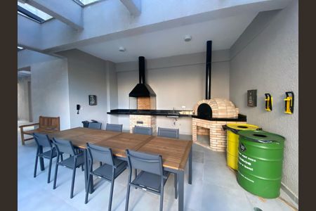 Apartamento à venda com 70m², 2 quartos e 1 vagaÁrea comum