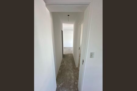 Apartamento à venda com 70m², 2 quartos e 1 vaga Apartamento à venda com 70m², 2 quartos e 1 vagaCorredor