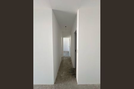 Apartamento à venda com 70m², 2 quartos e 1 vaga Apartamento à venda com 70m², 2 quartos e 1 vagaCorredor