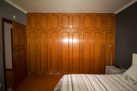 Casa à venda com 233m², 6 quartos e 6 vagas Casa à venda com 233m², 6 quartos e 6 vagasSuíte 1