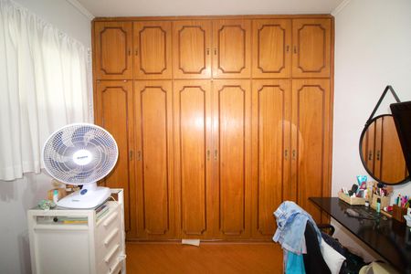 Casa à venda com 233m², 6 quartos e 6 vagas Casa à venda com 233m², 6 quartos e 6 vagasQuarto 5