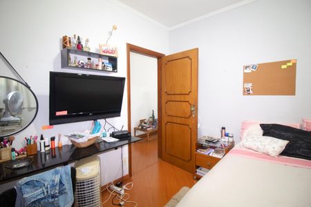 Casa à venda com 233m², 6 quartos e 6 vagas Casa à venda com 233m², 6 quartos e 6 vagasQuarto 5