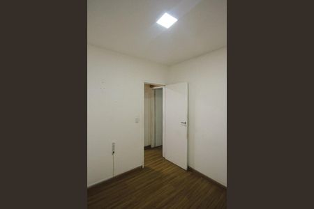 Casa à venda com 140m², 3 quartos e 2 vagas Casa à venda com 140m², 3 quartos e 2 vagasQuarto 02