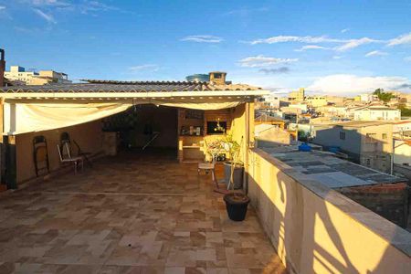 Casa à venda com 140m², 3 quartos e 2 vagas Casa à venda com 140m², 3 quartos e 2 vagasEspaço Gourmet