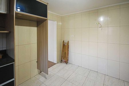 Casa à venda com 140m², 3 quartos e 2 vagas Casa à venda com 140m², 3 quartos e 2 vagasCozinha