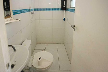 Casa à venda com 140m², 3 quartos e 2 vagas Casa à venda com 140m², 3 quartos e 2 vagasBanheiro da Suite