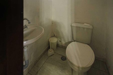 Casa à venda com 140m², 3 quartos e 2 vagas Casa à venda com 140m², 3 quartos e 2 vagasLavabo