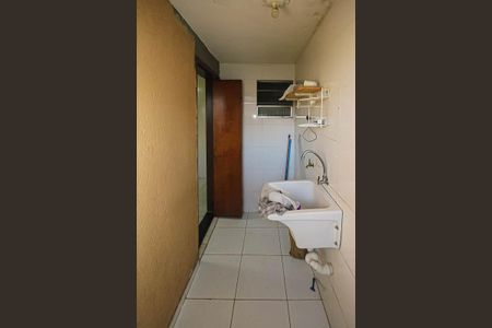 Casa à venda com 140m², 3 quartos e 2 vagas Casa à venda com 140m², 3 quartos e 2 vagasÁrea de Serviço