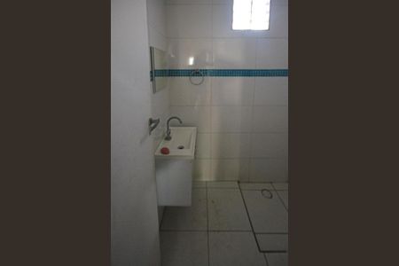 Casa à venda com 140m², 3 quartos e 2 vagas Casa à venda com 140m², 3 quartos e 2 vagasBanheiro Social