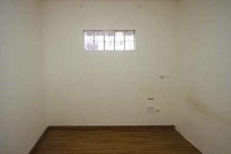 Casa à venda com 140m², 3 quartos e 2 vagas Casa à venda com 140m², 3 quartos e 2 vagasQuarto 02