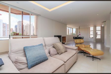 Apartamento à venda com 204m², 2 quartos e 4 vagasFoto 07