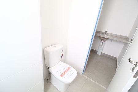 Apartamento para alugar com 106m², 3 quartos e 2 vagasBanheiro do Quarto 1 e 2