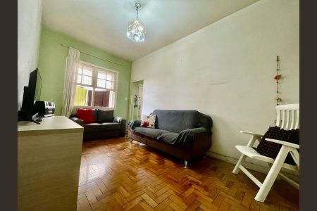 Apartamento à venda com 117m², 2 quartos e sem vaga Apartamento à venda com 117m², 2 quartos e sem vagaSala