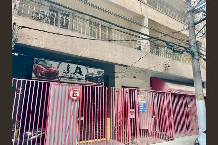 Apartamento à venda com 117m², 2 quartos e sem vaga Apartamento à venda com 117m², 2 quartos e sem vagaPlaca