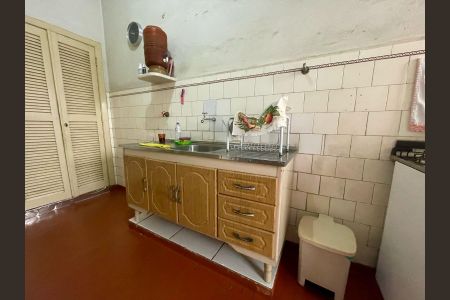 Apartamento à venda com 117m², 2 quartos e sem vaga Apartamento à venda com 117m², 2 quartos e sem vagaÁrea de Serviço
