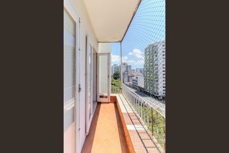 Apartamento à venda com 98m², 2 quartos e sem vaga Apartamento à venda com 98m², 2 quartos e sem vagaVaranda