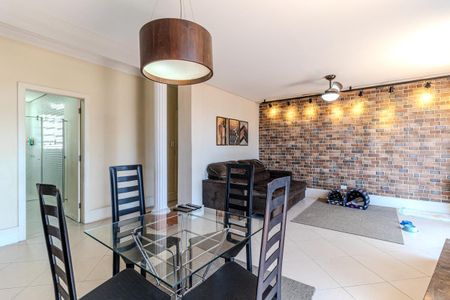 Apartamento à venda com 98m², 2 quartos e sem vaga Apartamento à venda com 98m², 2 quartos e sem vagaSala