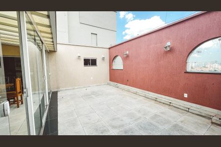 Apartamento à venda com 187m², 4 quartos e 3 vagas Apartamento à venda com 187m², 4 quartos e 3 vagasCobertura