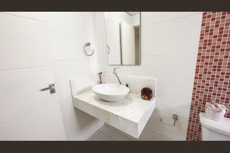 Apartamento à venda com 187m², 4 quartos e 3 vagas Apartamento à venda com 187m², 4 quartos e 3 vagasBanheiro da Suíte 2