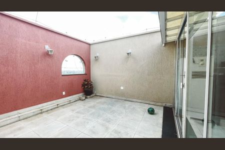 Apartamento à venda com 187m², 4 quartos e 3 vagas Apartamento à venda com 187m², 4 quartos e 3 vagasCobertura