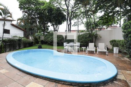Apartamento à venda com 187m², 4 quartos e 3 vagasÁrea comum - Piscina