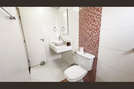Apartamento à venda com 187m², 4 quartos e 3 vagas Apartamento à venda com 187m², 4 quartos e 3 vagasBanheiro da Suíte 2