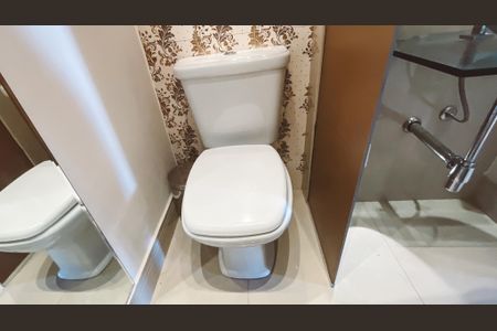 Apartamento à venda com 187m², 4 quartos e 3 vagas Apartamento à venda com 187m², 4 quartos e 3 vagasLavabo