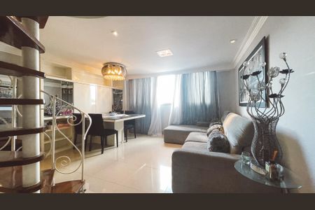 Apartamento à venda com 187m², 4 quartos e 3 vagas Apartamento à venda com 187m², 4 quartos e 3 vagasSala 1