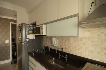 Apartamento à venda com 63m², 2 quartos e 1 vaga Apartamento à venda com 63m², 2 quartos e 1 vagaCozinha e Área de Serviço