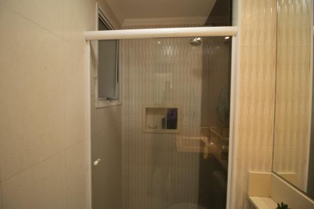 Apartamento à venda com 63m², 2 quartos e 1 vaga Apartamento à venda com 63m², 2 quartos e 1 vagaBanheiro 2