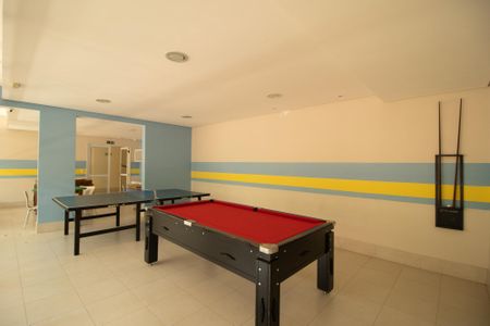 Apartamento à venda com 63m², 2 quartos e 1 vaga Apartamento à venda com 63m², 2 quartos e 1 vagaÁrea comum -Salão de jogos