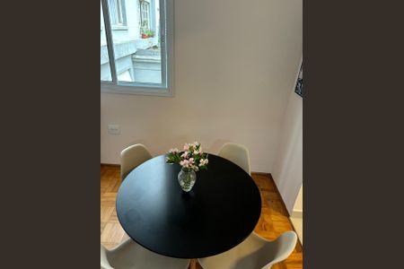 Apartamento à venda com 33m², 1 quarto e sem vaga