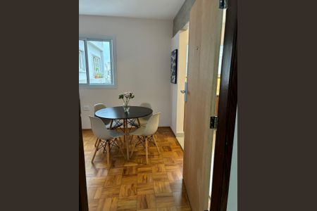 Apartamento à venda com 33m², 1 quarto e sem vaga