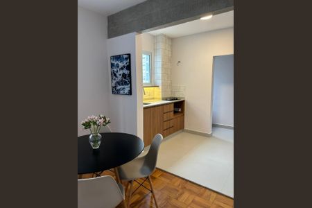 Apartamento à venda com 33m², 1 quarto e sem vaga