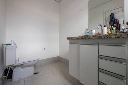 Casa à venda com 284m², 4 quartos e 4 vagas Casa à venda com 284m², 4 quartos e 4 vagasCasa 2 - Suíte Banheiro