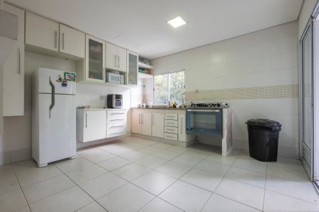 Casa à venda com 284m², 4 quartos e 4 vagas Casa à venda com 284m², 4 quartos e 4 vagasCasa 2 - Cozinha